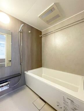 『マイクロバブル』バスと浴室乾燥機が装備されます。