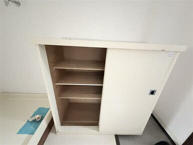 シューズボックス