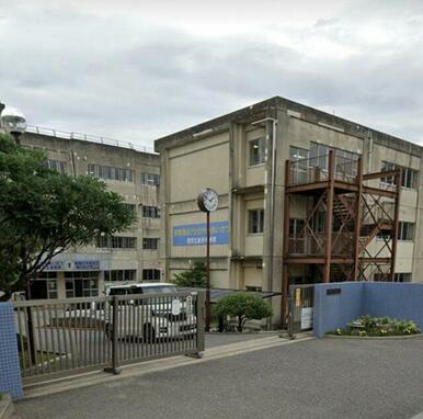 柏市立逆井中学校