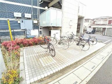 駐輪場