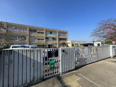 宇治市立岡屋小学校