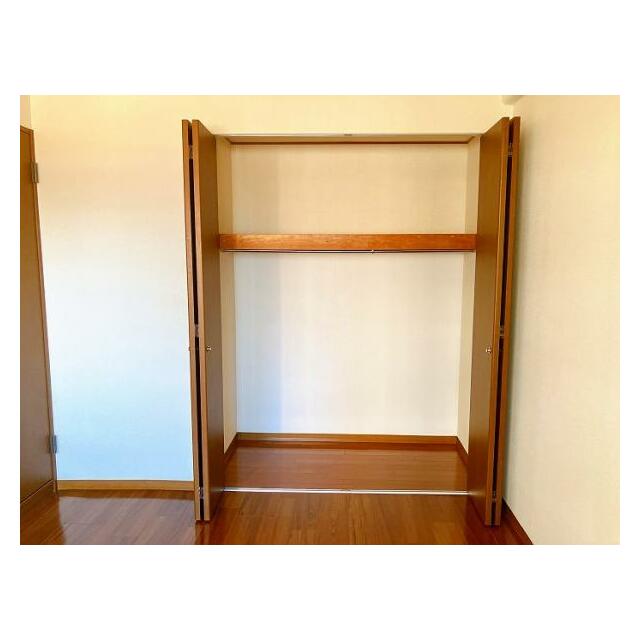 洋室クローゼット