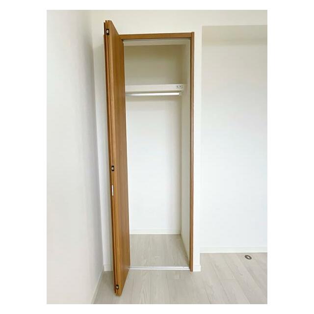 「洋室約4.2帖　収納」