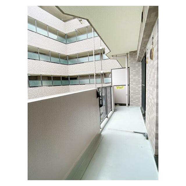 「バルコニー」