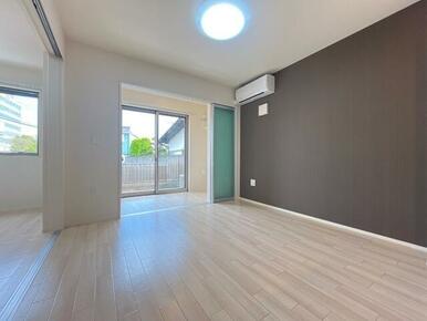 気持ちのいいインナーテラスのお部屋です♪