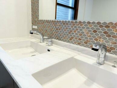 おしゃれなタイル仕様