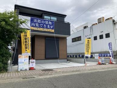 日を重ねるごとにこの佇まいに愛着が湧いてきそう（1号棟）