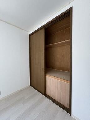 洋室２「クローゼット」（２）