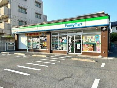 ファミリーマート 川口栄町二丁目店