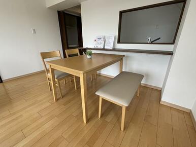ニトリ家具付きです4