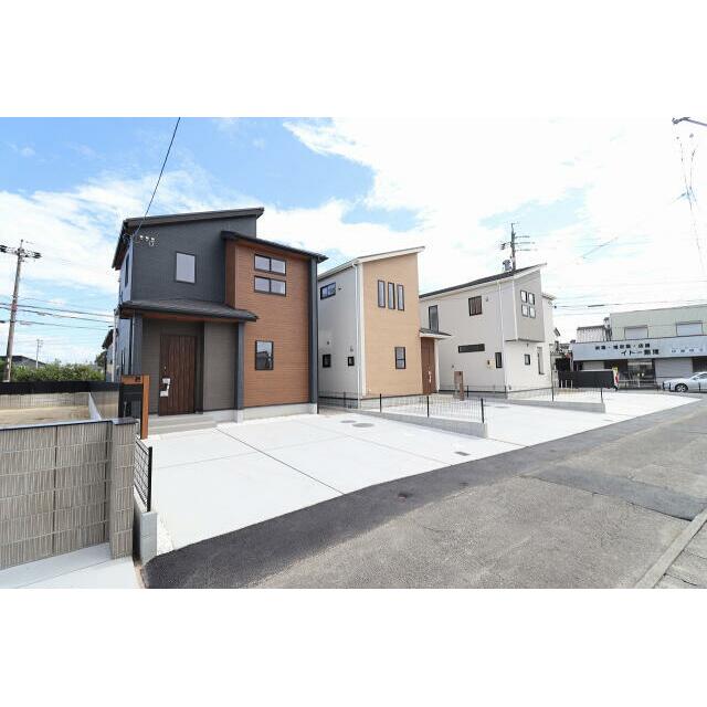 detached 村久野町寺東