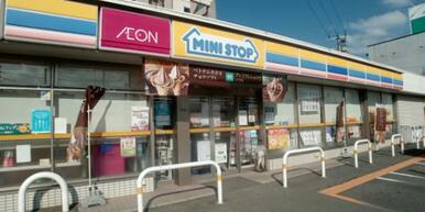 ミニストップ 八幡穴生店