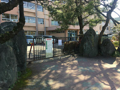 市立南小学校