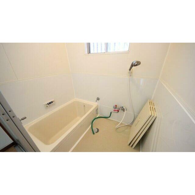 2022年にリフォームされた浴室