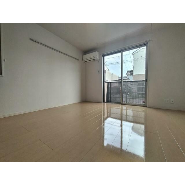 洋室8.1帖の居室