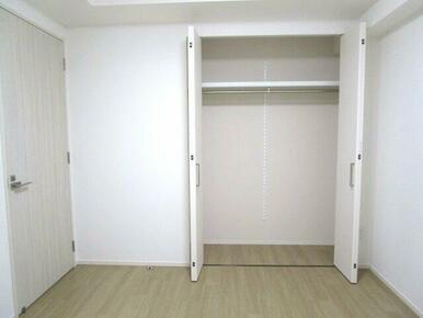 西6.7洋室クローゼット