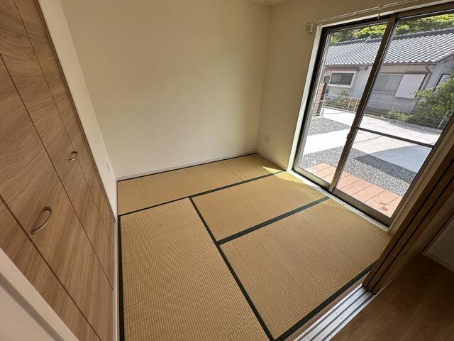 物件画像 直方市 大字頓野 (感田駅) 2階建 4LDK