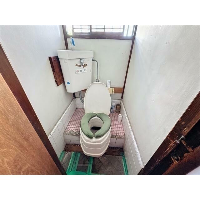 共用のお手洗いです