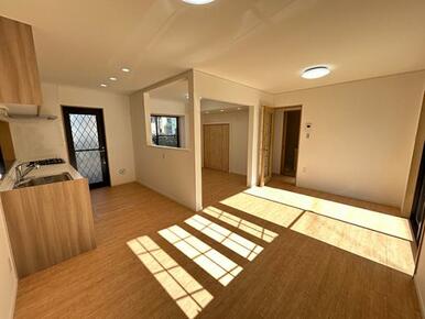 「LDK」日当たり良好で広々としたLDKです