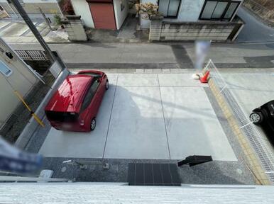 カースペース3台！並列駐車もできます！親戚や友人が遊びに来ても安心♪急な来客にも対応できますね＾＾