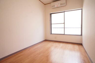 人気の南東向きなので暖かな日差しが入りますね♪