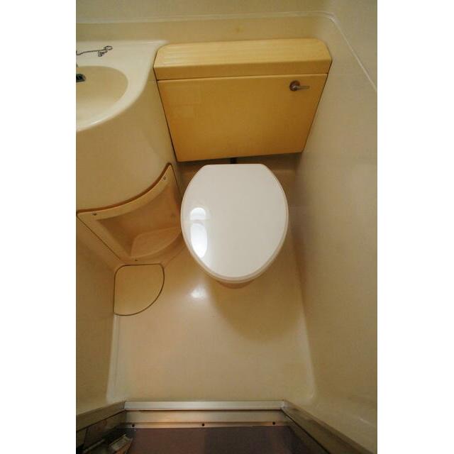 清潔感ある洋式トイレです☆お掃除も楽々です！！