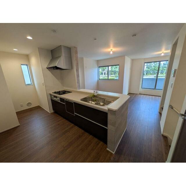 笑顔が溢れる、心和むリビング（7号棟）