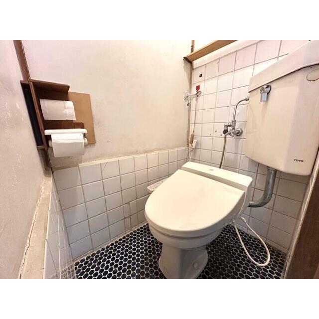 温水洗浄便座付きトイレ