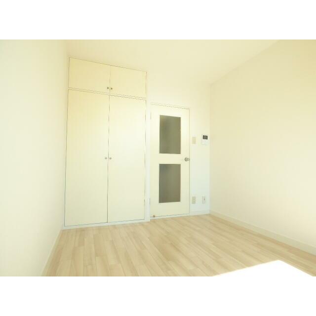 ※別部屋(303号室)参考写真のため内装のイメージが異なる場合がございます