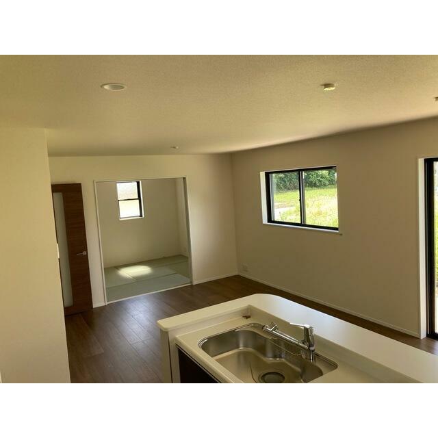 わが家のリビング、それはいちばん自分らしく振る舞える空間（2号棟）