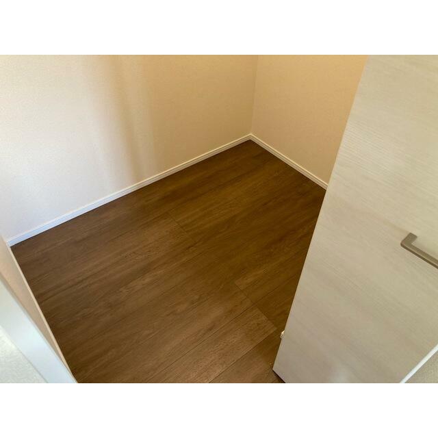 「今日は何着ていこう？」そんな楽しみを味わえる暮らし（2号棟）