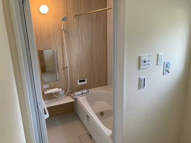 たまりがちな疲れやモヤモヤイライラはバスタイムですっきり洗い流して（4号棟）