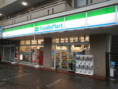 ファミリーマート小金井東町一丁目店