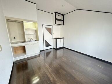 ※写真は別号室のものです。