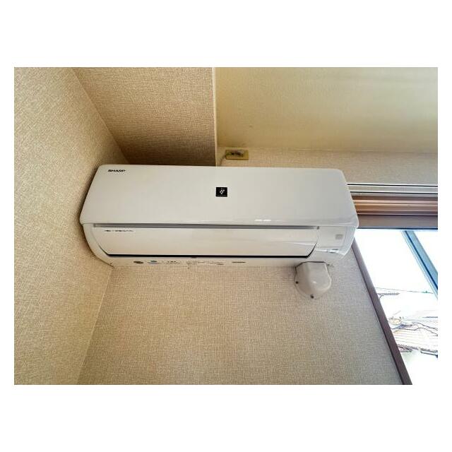 リビングエアコン