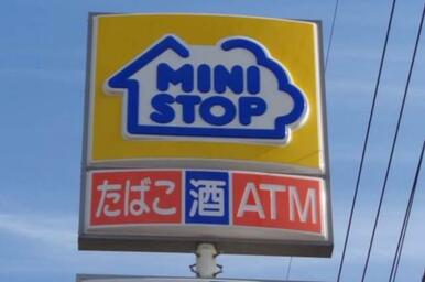 ミニストップ 二俣川店