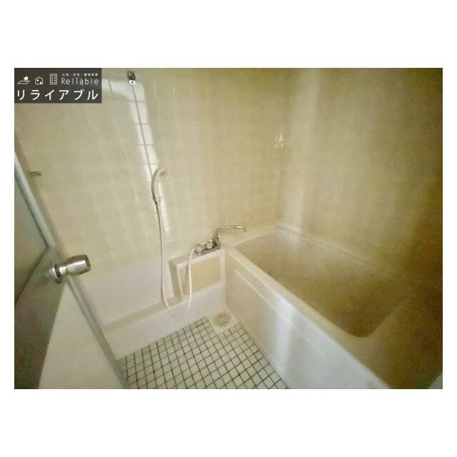 追炊き機能付きの浴室です