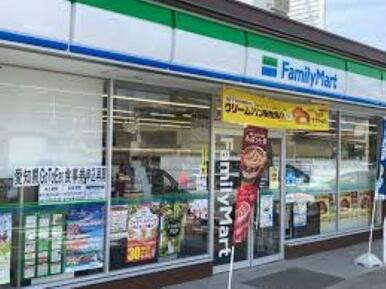 ファミリーマート津島橋詰町店