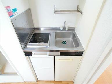 冷蔵庫はありません。