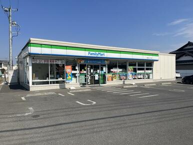 ファミリーマート雀の宮七丁目店