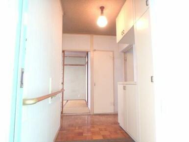 ゆったりとした玄関です