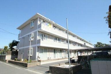 積水ハウス施工の賃貸住宅「シャーメゾン」です。