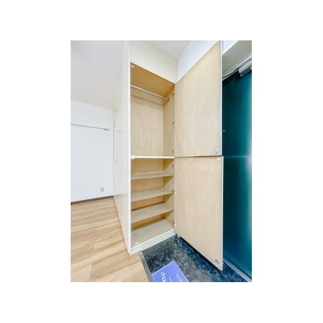 シューズボックス