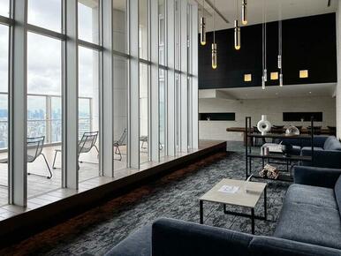 スカイラウンジ