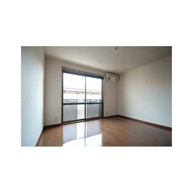 ６．５帖の洋室　エアコン１台付