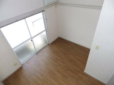 ※写真は別号室のものです。