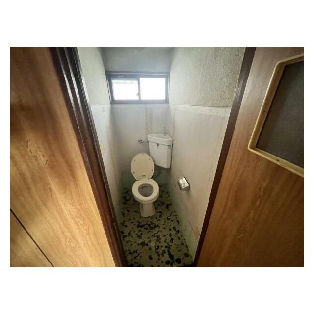 採光窓は臭い対策にもなって清潔な空間を保てます＾＾