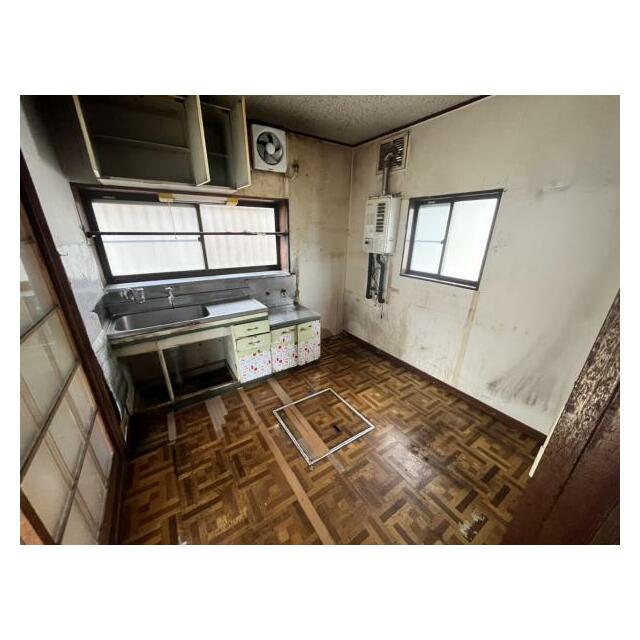 窓のある明るいキッチン！