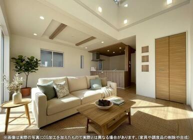 開放感あふれる吹き抜け天井！採光にもこだわった居心地の良い空間です♪