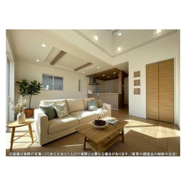 開放感あふれる吹き抜け天井！採光にもこだわった居心地の良い空間です♪